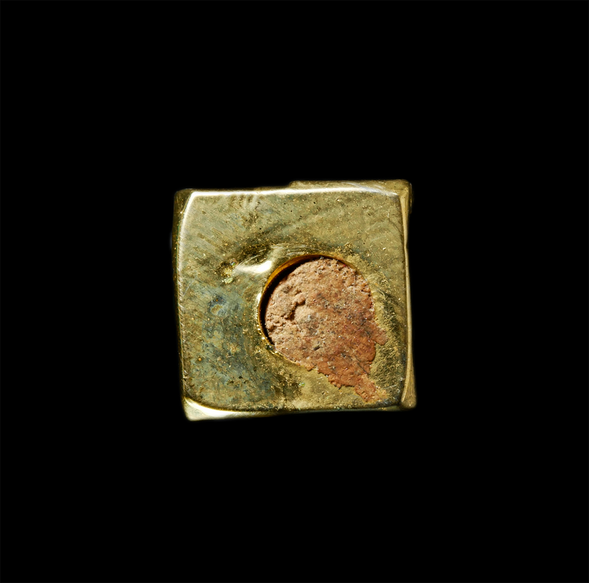 30Jun25 (220)p.jpg - องค์พระธาตุพนมจำลอง บรรจุผงพระธาตุองค์เดิม วัดพระธาตุพนมวรมหาวิหาร จ.นครพนม หลวงปู่คำพันธ์ โฆสปัญโญ วัดธาตุมหาชัย ปลุกเสก เนื้อกะไหล่ทอง อุดผงพุทธคุณ  [..] | https://kamulet.in.th